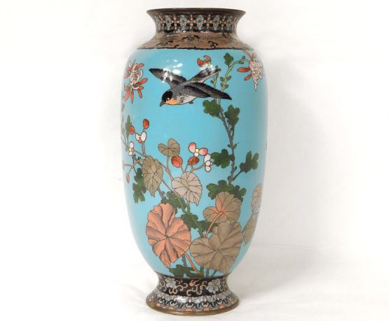 Голубая ваза, эмаль клуазоне, Япония, XIX в.