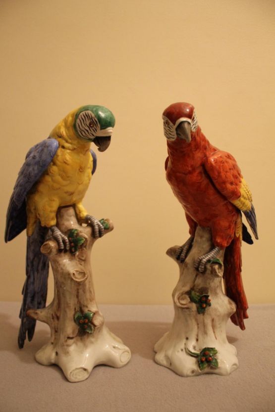 Две фарфоровые статуэтки попугаев. Германия, ХХ в.