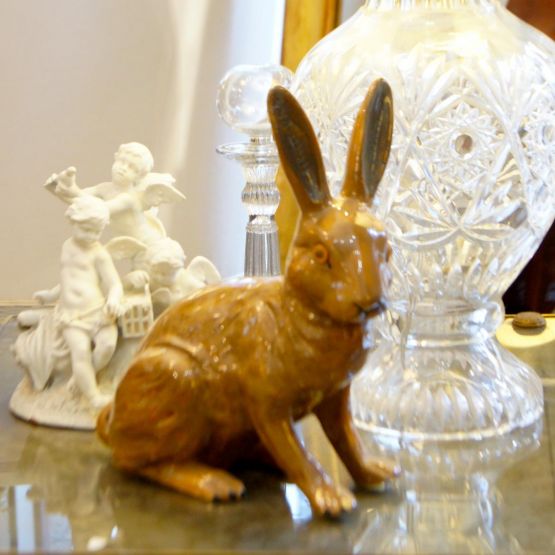 Скульптура кролика, керамика, н. XX в.