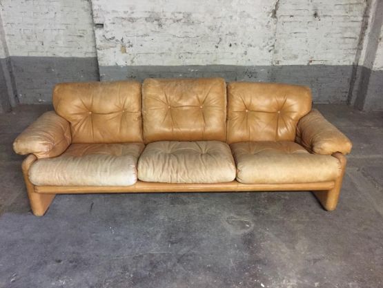 Итальянский кожаный диван