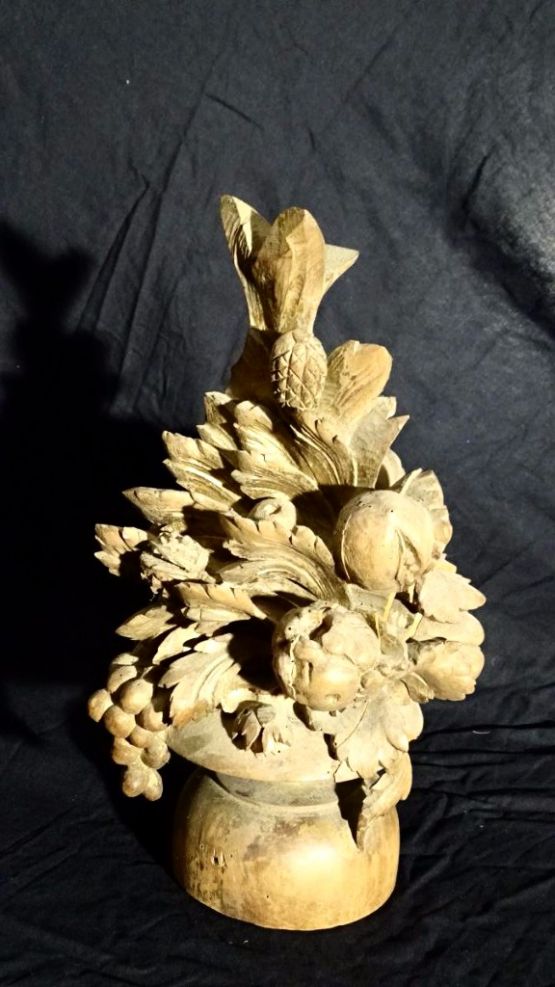 Декоративное украшение из дерева, XIX в. 