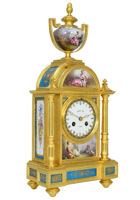 Часы из бронзы и фарфора. Raingo, XIX в. 