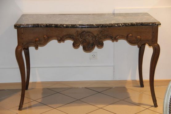 Консольный стол эпохи Людовика XV, XVIII в.