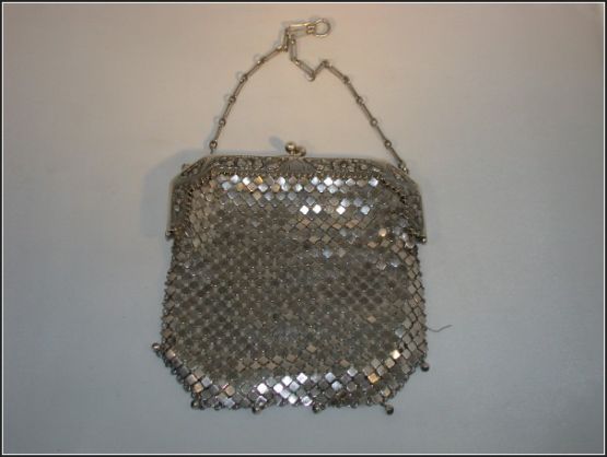 Дамская сумочка в стиле ар-нуво