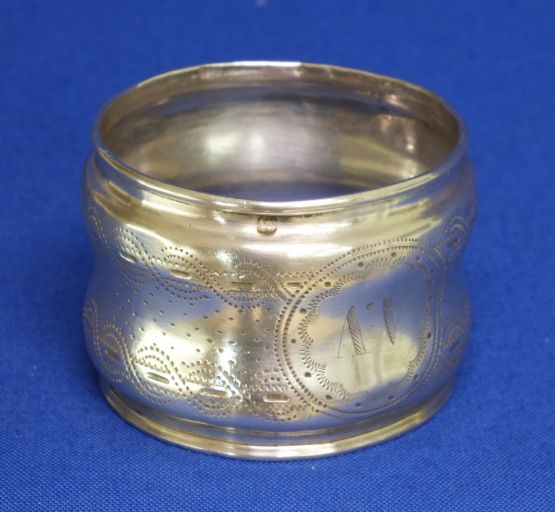 Серебряное кольцо для салфеток, 5 см