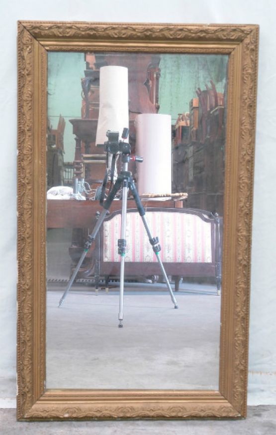 Зеркало в позолоченной раме, 1900 г.