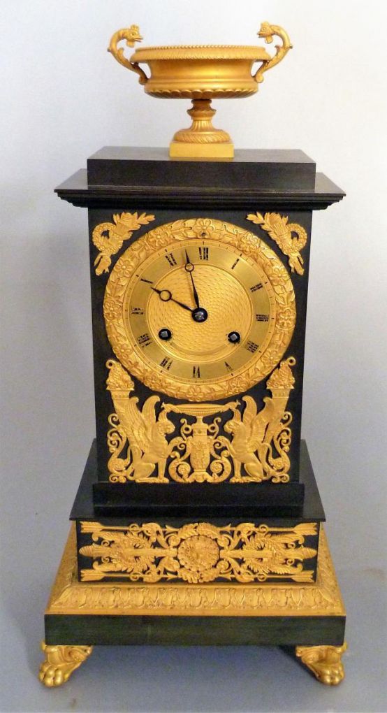 Часы в античном стиле. Pons, 1830 г.
