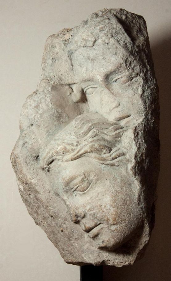 Готический рельеф из известняка, 1200-1220