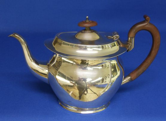 Серебряный чайник, Бирмингем, 1925 г.