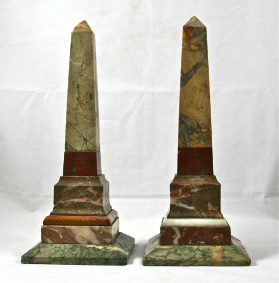 Два мраморных обелиска, к. XIX в.