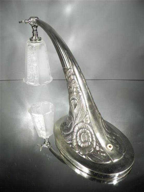 Небольшая настольная лампа. Франция, 1925 г. 