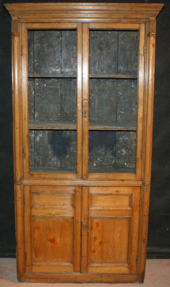 Узкий книжный шкаф,  1820 г