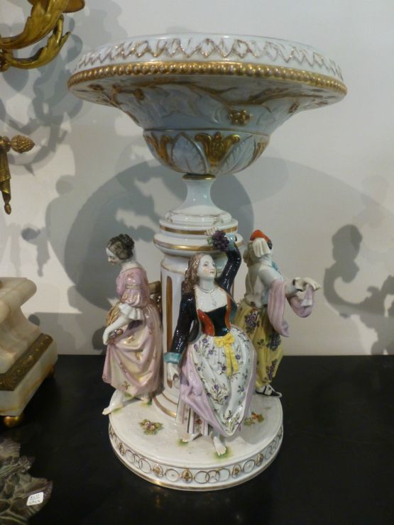 Фарфоровая чаша, 38 см