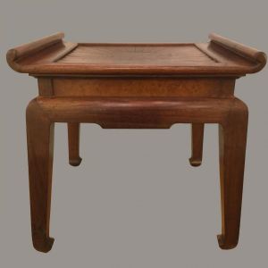 Низенький столик из палисандра, 1930-е гг.